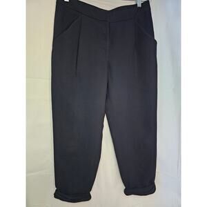 Aritzia wilfred Black cuffed cropped Pants Black size 4